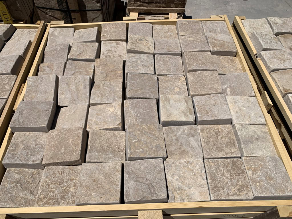 Fossil Creek Sawn & Tumbled Cobbles 6x6.2